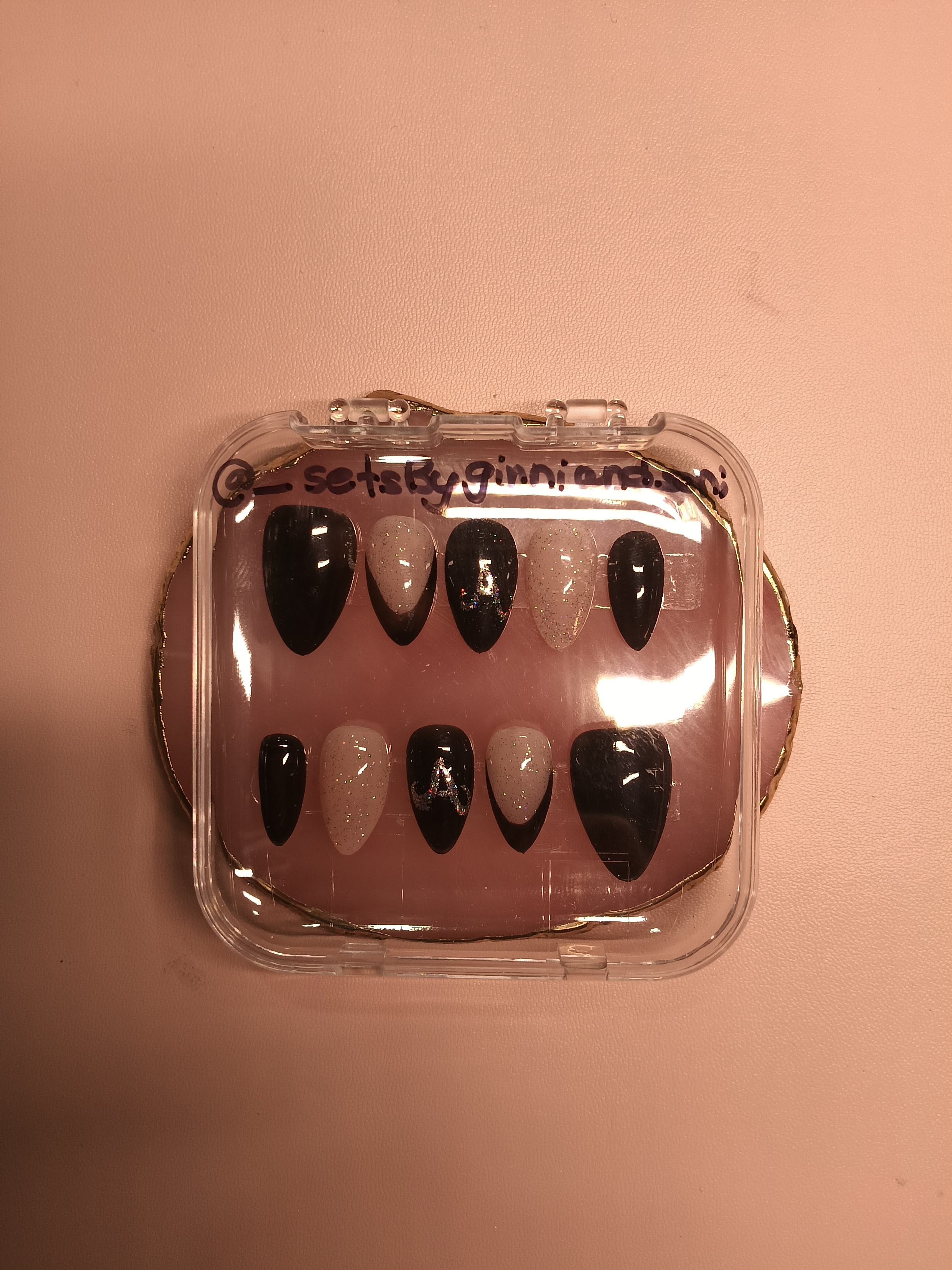 Sunset French press-on nail set by Sets by Ginni and Soni